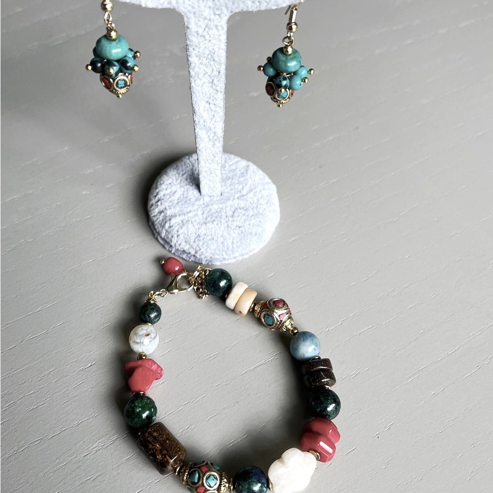 Bracelet and earrings set ‼️‼️‼️bracelet sold ‼️‼️‼️